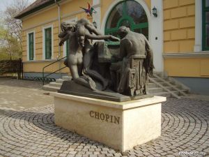 Chopin szobor